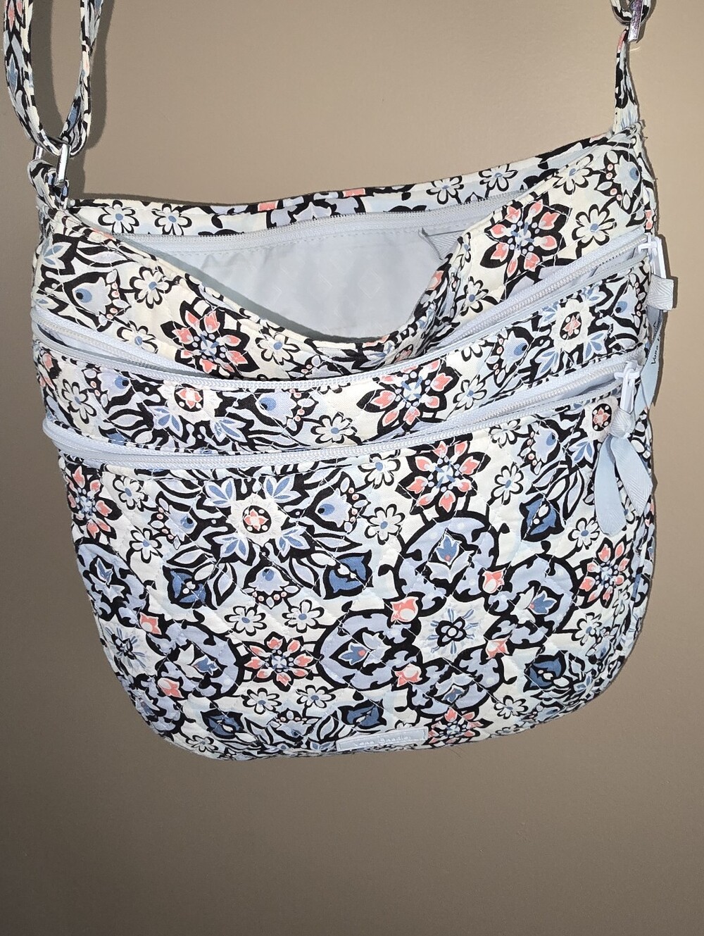 Vera Bradley Crossbody Hipster Bag. Lisbon Medallion Print.